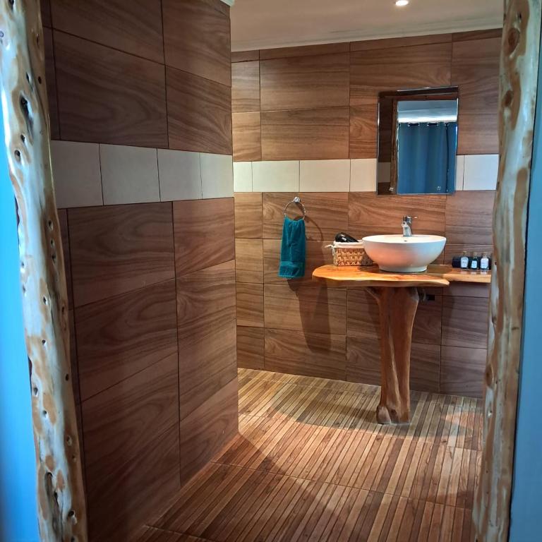 Hotel Uka Mana - Suite - 3