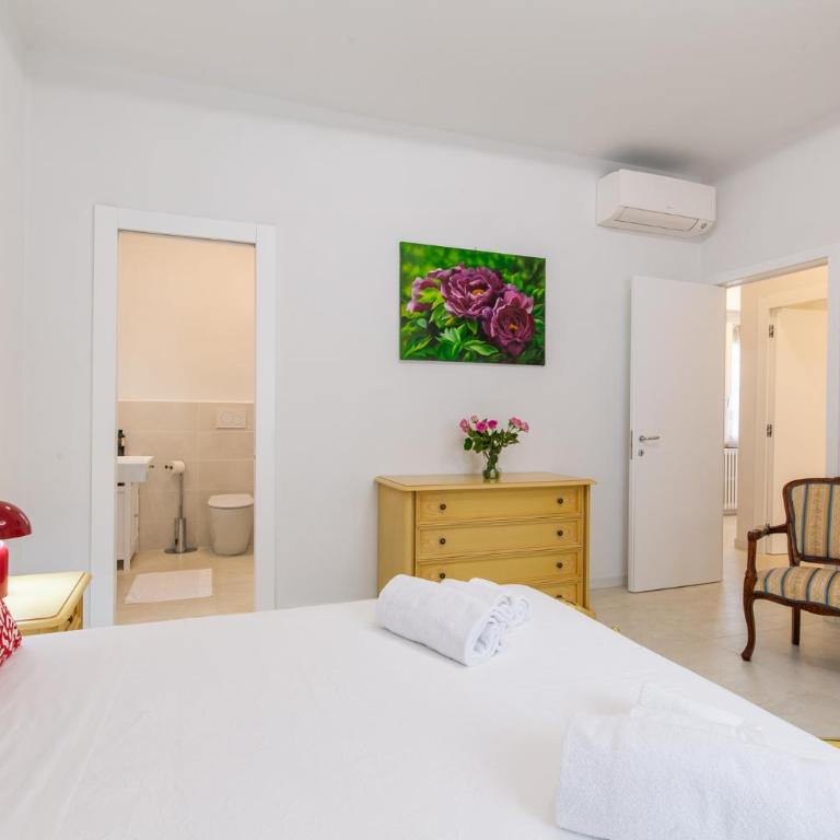 Appartamento Colore Corallo - Three-Bedroom Apartment - 24