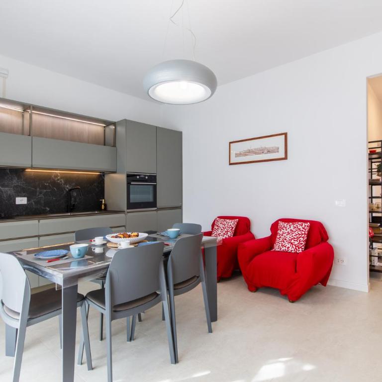 Appartamento Colore Corallo - Three-Bedroom Apartment - 34