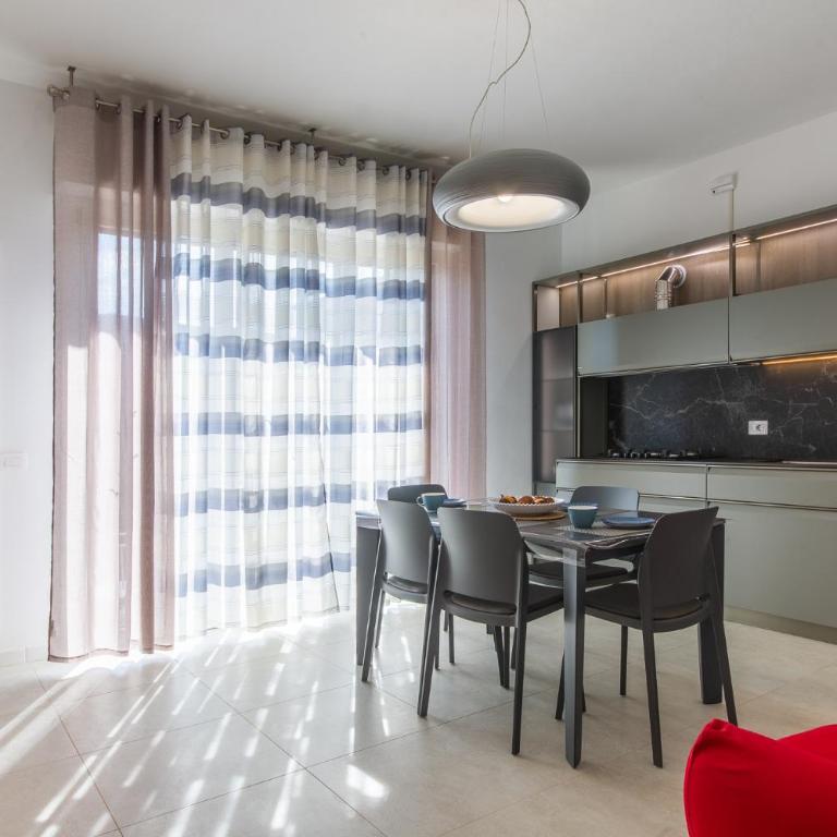 Appartamento Colore Corallo - Three-Bedroom Apartment - 35