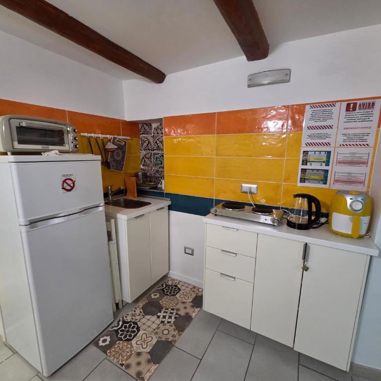 Tiny Little Home - Casa Vacanze ad Uso Esclusivo - Appartamento con 2 Camere da Letto - 7