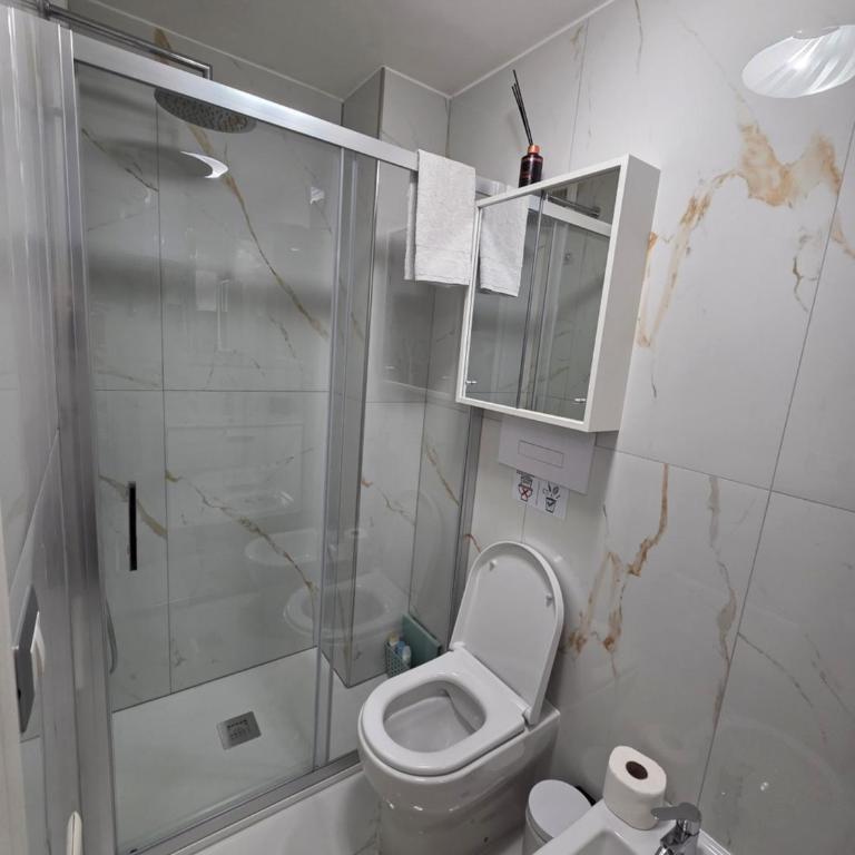 Tiny Little Home - Casa Vacanze ad Uso Esclusivo - Appartamento con 2 Camere da Letto - 11