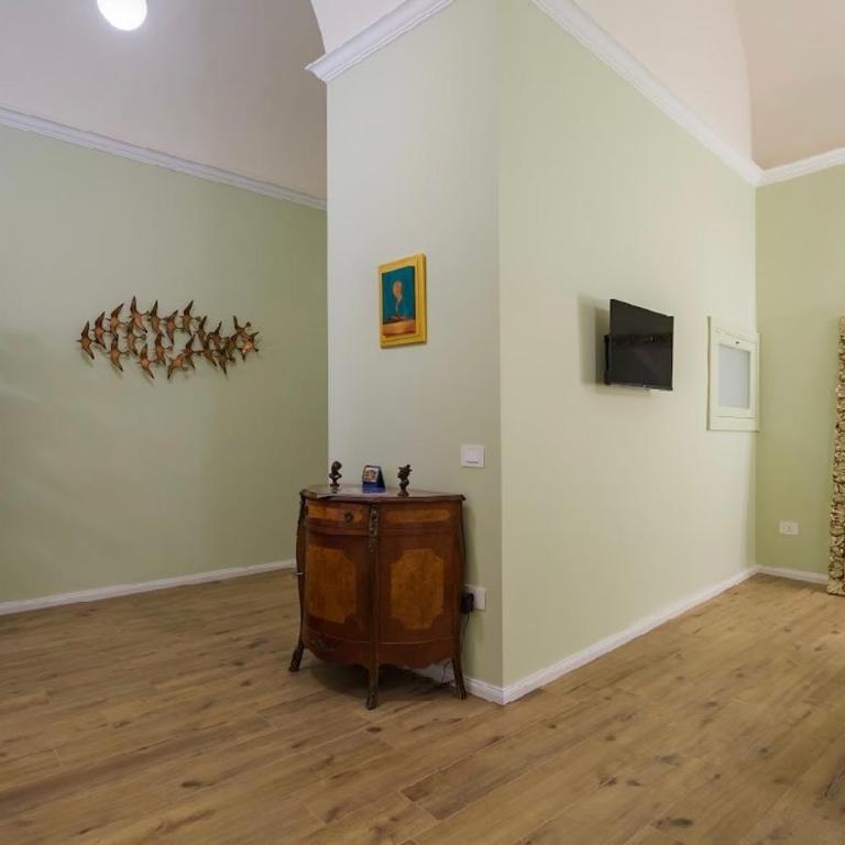 Angiolina Suite - One-Bedroom Apartment - 24
