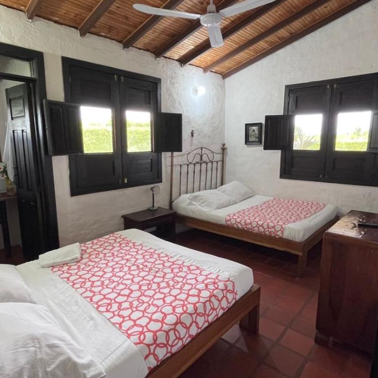 Hermosa Casa Campestre en Montenegro-Quindío - Casa de 4 dormitorios - 41