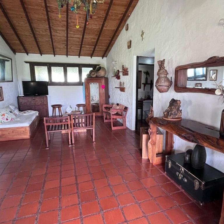 Hermosa Casa Campestre en Montenegro-Quindío - Casa de 4 dormitorios - 51
