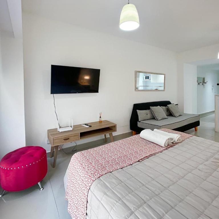 Ayres Suites Moreno - Estudio Triple Estándar - 1