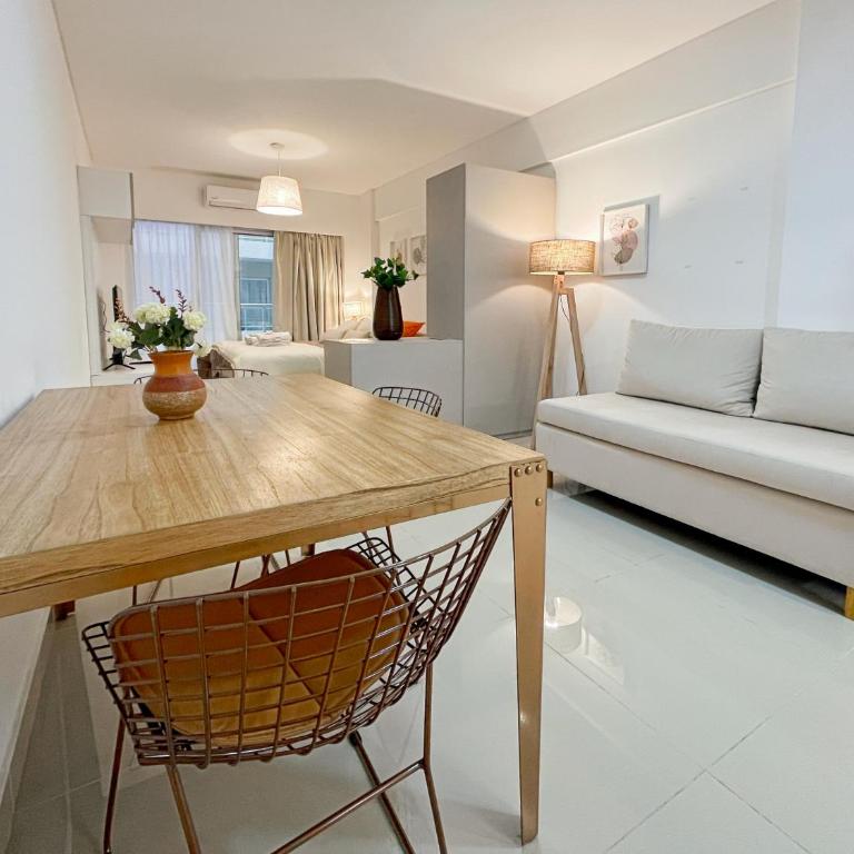 Ayres Suites Moreno - Estudio Triple Estándar - 1