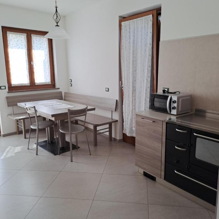 Casa Micheli Al Dos - Appartamento con 2 Camere da Letto - 3