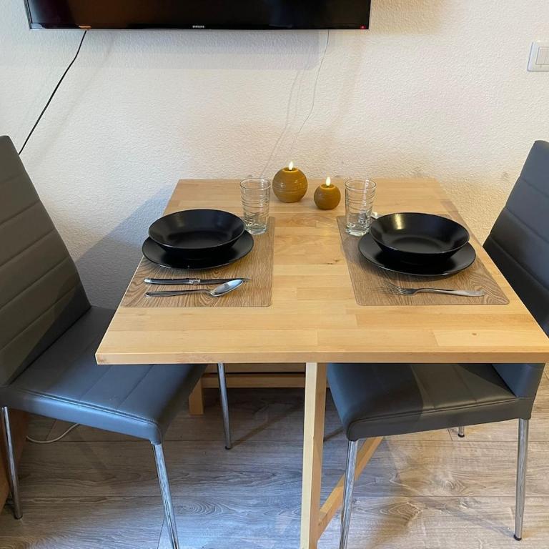 Downtown Chamonix Studio & Stunning Mountain View - One-Bedroom Apartment - 6