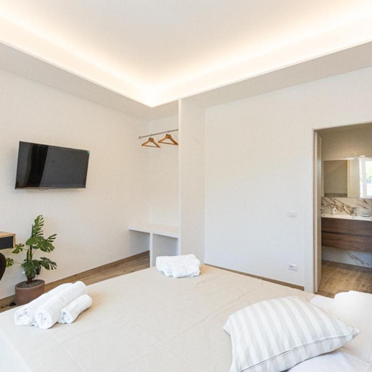 Luxury Rooms near St Peter - Quadruple Room with Private Bathroom - 8