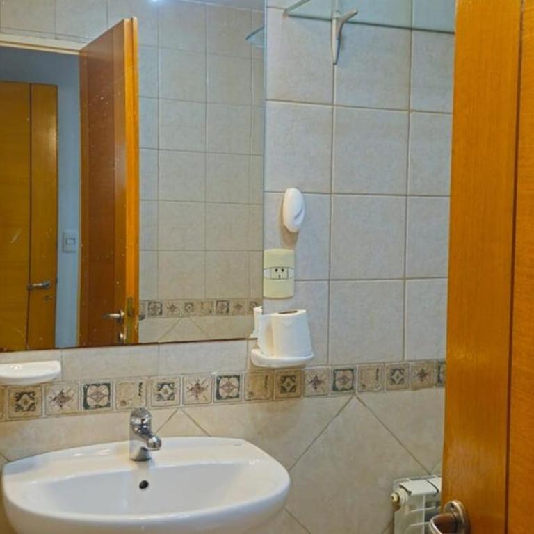 Hermoso departamento céntrico - Apartamento de 3 dormitorios - 12