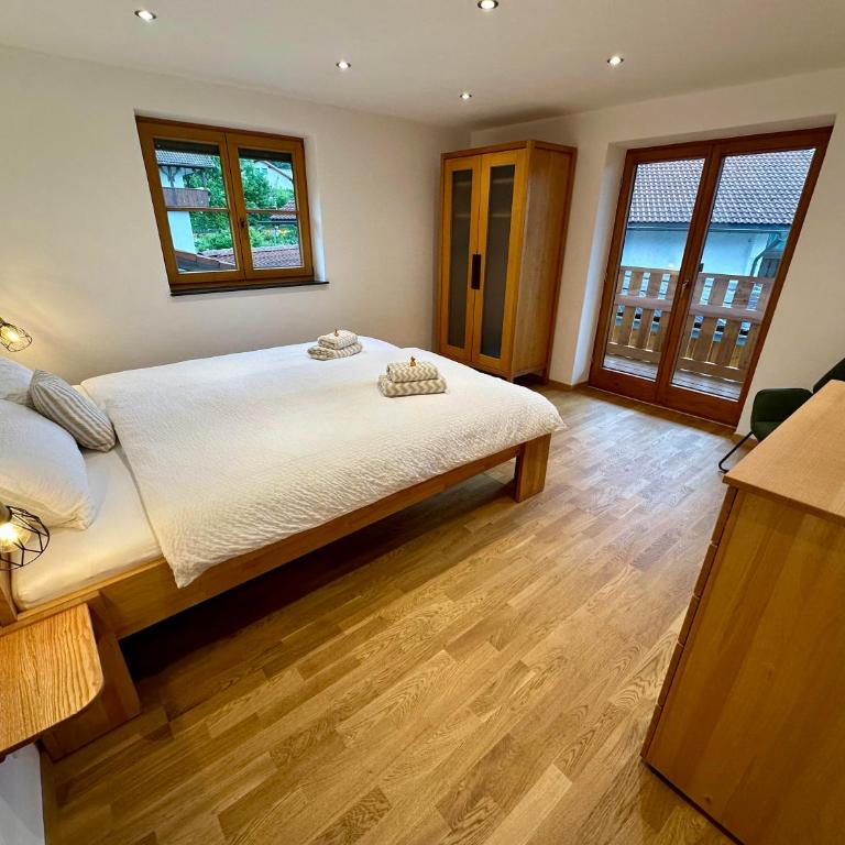 Ferienwohnung Weiherblick - Apartment mit Dusche - 29