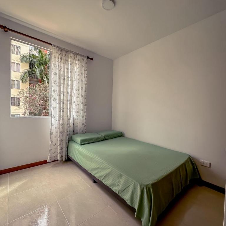 Apartamento en Ciudad Santa Barbara cerca a Cali y el aeropuerto - Apartamento de 3 dormitorios - 2