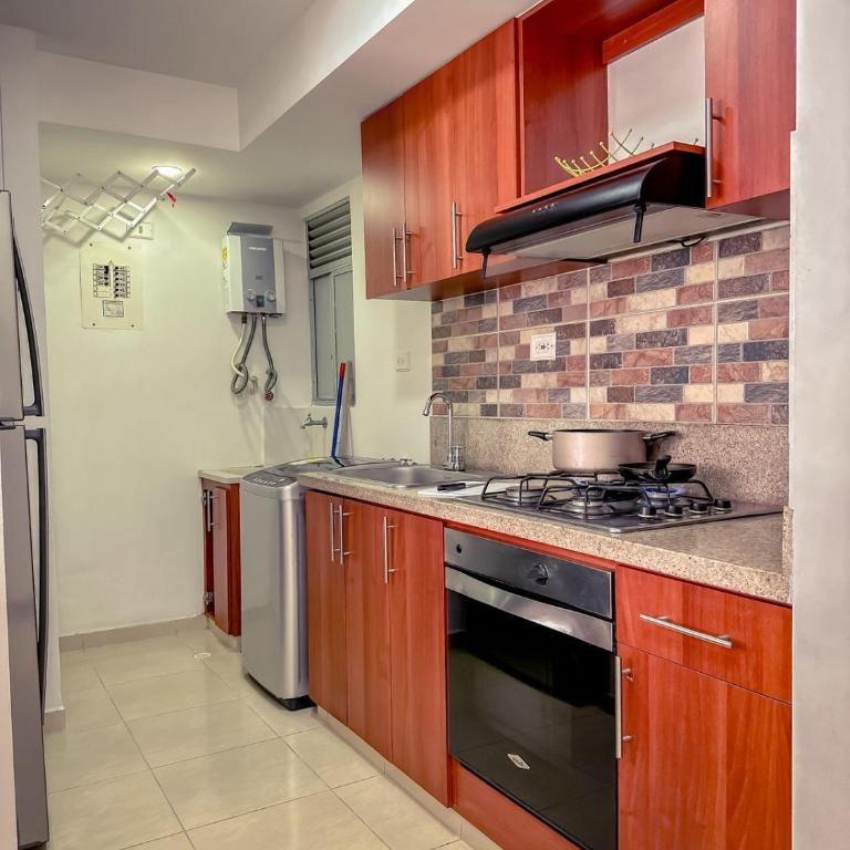 Apartamento en Ciudad Santa Barbara cerca a Cali y el aeropuerto - Apartamento de 3 dormitorios - 9