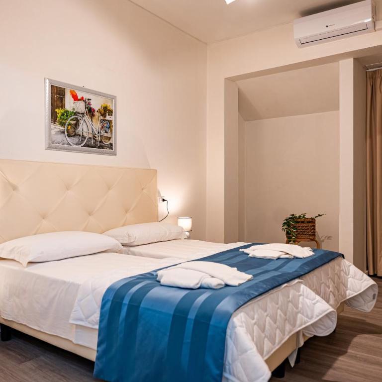 Florence Rooms Novella - Camera Tripla con Bagno - 4