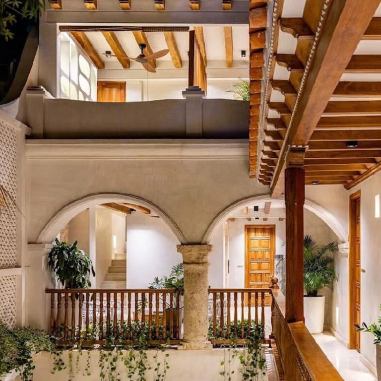 IsaLuna Luxury House - Six-Bedroom House - 16