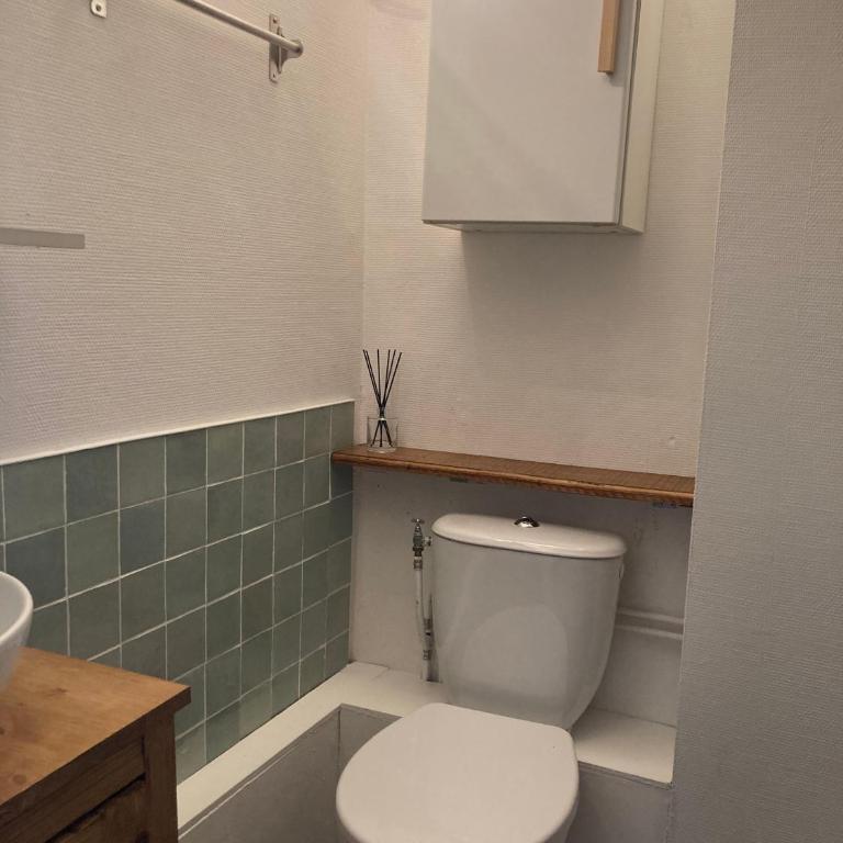 Confortable studio centre ville - One-Bedroom Apartment - 6