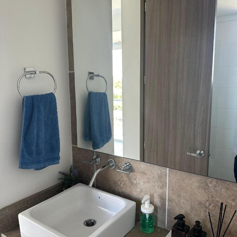Condominio Zazue Bello Horizonte - Apartamento con balcón - 53