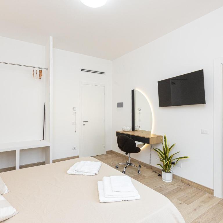 Luxury Rooms near St Peter - Double Room with Private Bathroom - 4
