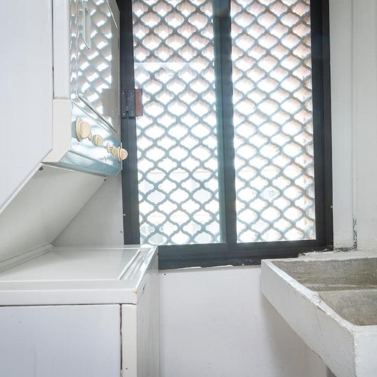 Colonial Beach Apartment and 4th Floor - Apartamento de 2 dormitorios - 17