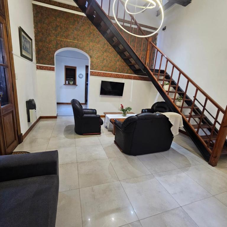 Casa centrica en Rosario con cochera doble - Casa de 2 dormitorios - 5