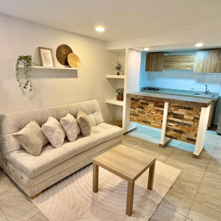 Modern and cozy studio apartment - Cali SanAntonio - Apartamento de 1 dormitorio - 1