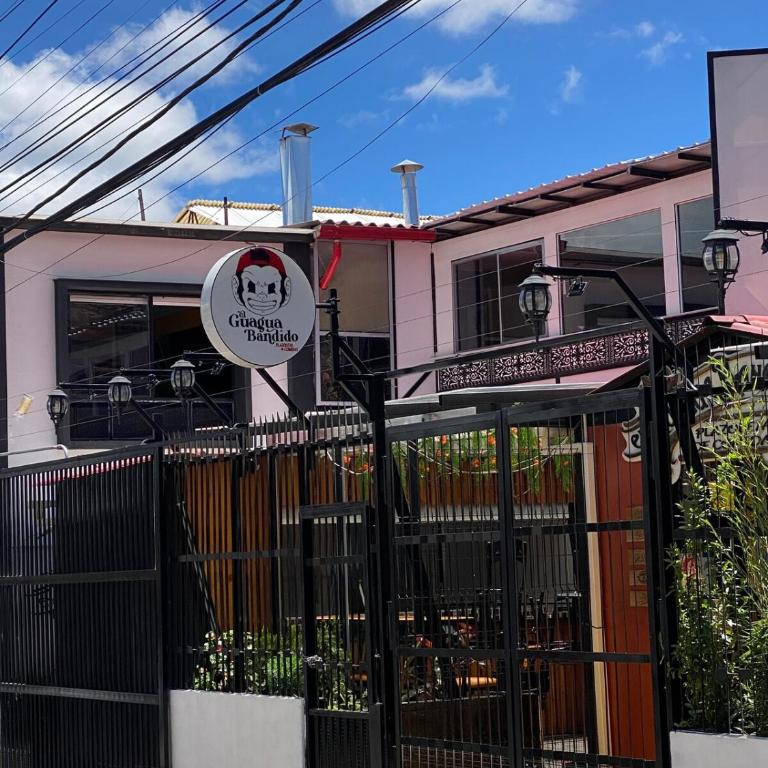 hermoso apto con balcon en Unicentro wifi cocina parqueadero - Three-Bedroom Apartment - 49