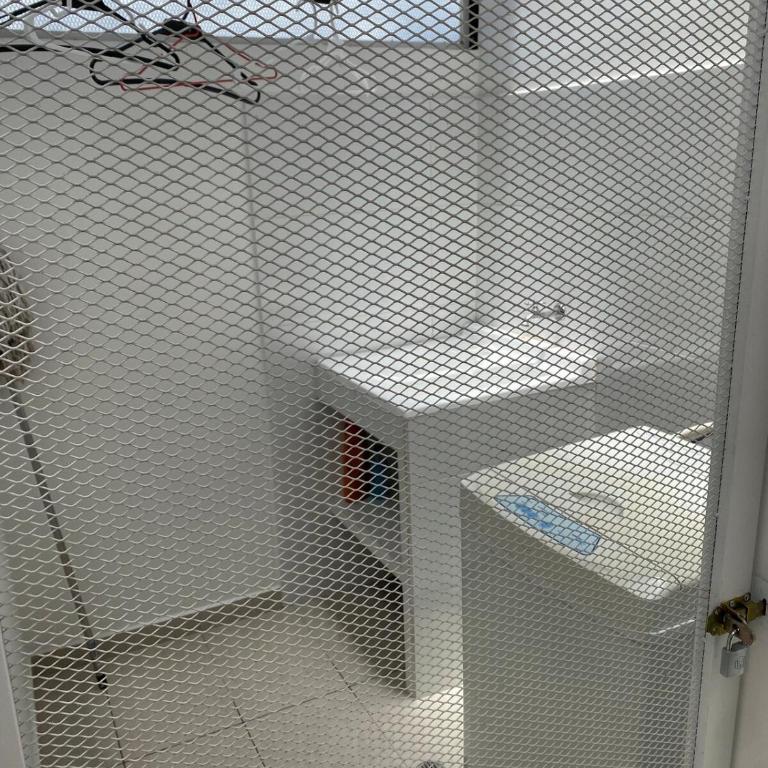 hermoso apto con balcon en Unicentro wifi cocina parqueadero - Three-Bedroom Apartment - 16