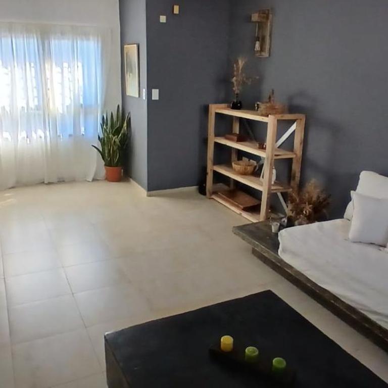 Alojamiento ideal en zona norte de Córdoba Capital - Three-Bedroom Home - 6