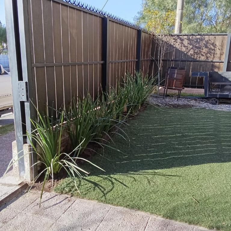 Alojamiento ideal en zona norte de Córdoba Capital - Casa de 3 dormitorios - 20