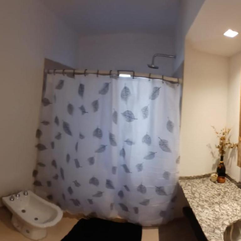 Alojamiento ideal en zona norte de Córdoba Capital - Casa de 3 dormitorios - 7