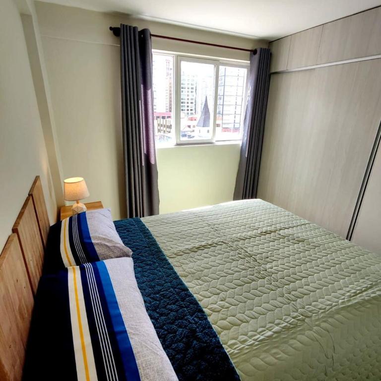 Central Piso7 Familiar EmbajadaUSA - Apartment - 24