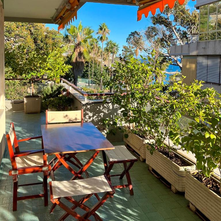 Tre Ponti Beach Apartment - Spacious, Sea View & Private Parking - Two-Bedroom Apartment with Terrace and Sea View - 1