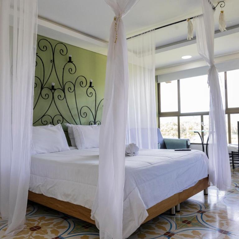 Hotel Bahia Del Faro - Suite Deluxe - 23