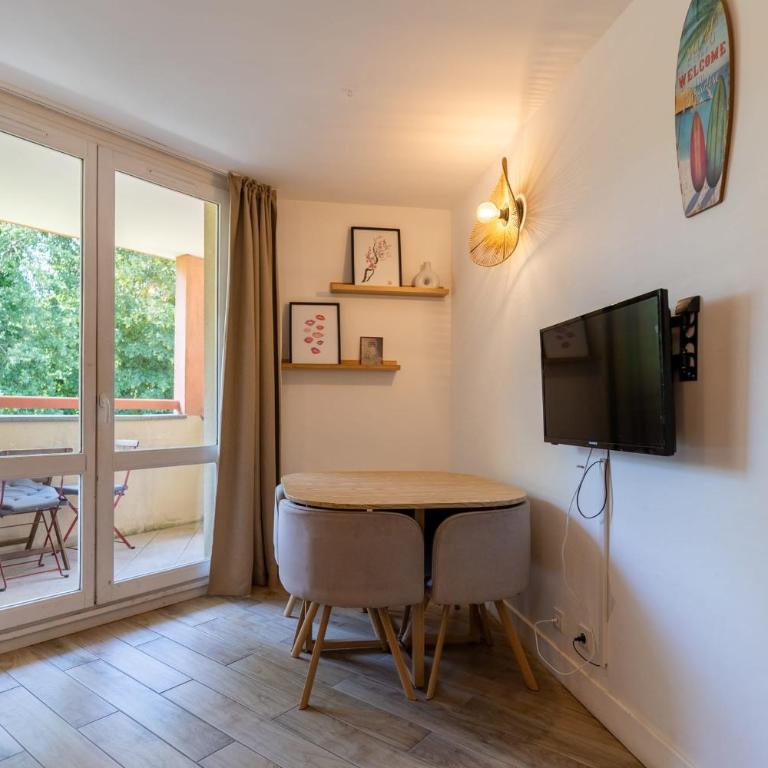 Appt pour 4 pers avec piscine couverte tennis et parking gratuit 227 - Appartement - 47