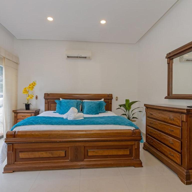 mansión en el poblado 6 habitaciones y jacuzzi - Villa - 22