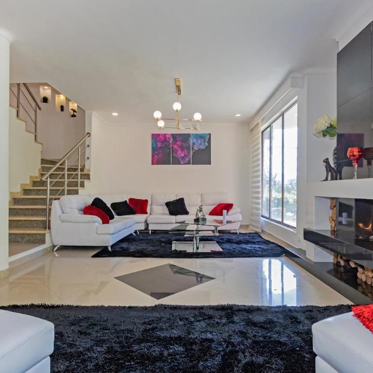 mansión en el poblado 6 habitaciones y jacuzzi - Villa - 36