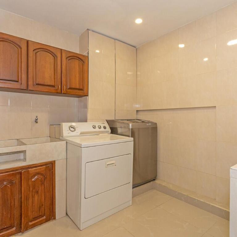 mansión en el poblado 6 habitaciones y jacuzzi - Villa - 41