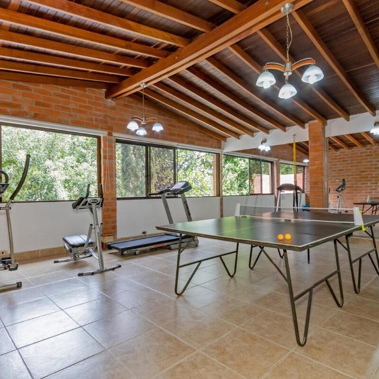 mansión en el poblado 6 habitaciones y jacuzzi - Villa - 60