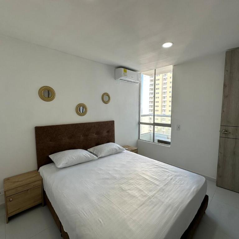 500 meters from the beach and close to everything! - Apartamento de 3 dormitorios - 12