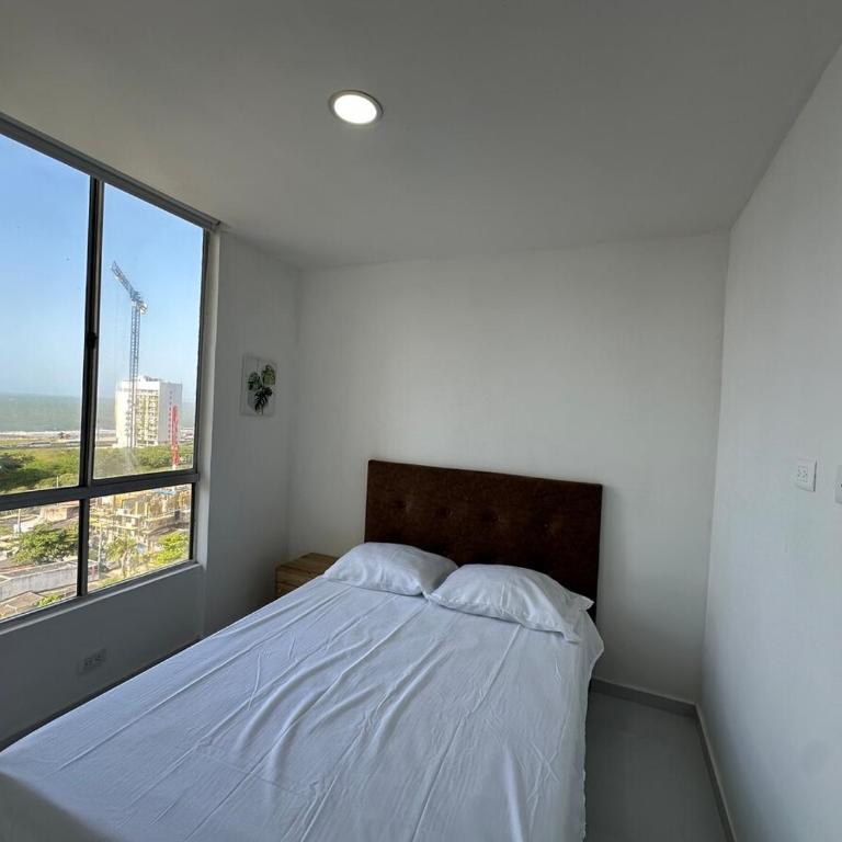 500 meters from the beach and close to everything! - Apartamento de 3 dormitorios - 19