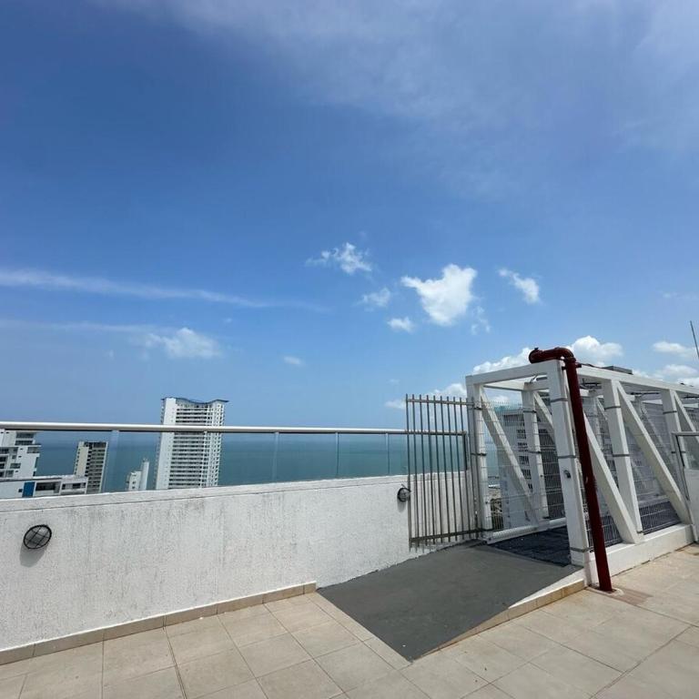 500 meters from the beach and close to everything! - Apartamento de 3 dormitorios - 27