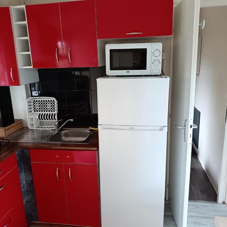 CAMPING LE CLOS DU THYM - Mobile Home - 2