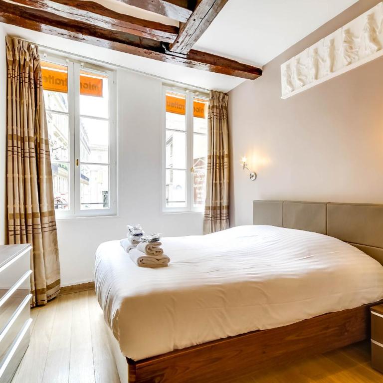 Upper Class Suites - Rue Saint Honoré - Deluxe Apartment - 1st Floor - 7