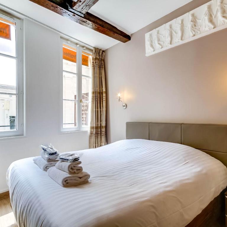 Upper Class Suites - Rue Saint Honoré - Deluxe Apartment - 1st Floor - 20