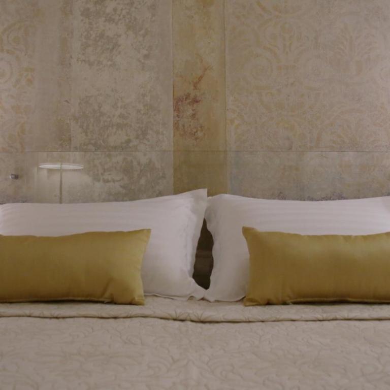 Hotel Renaissance - Superior Double Room with Turkish Bath - 5