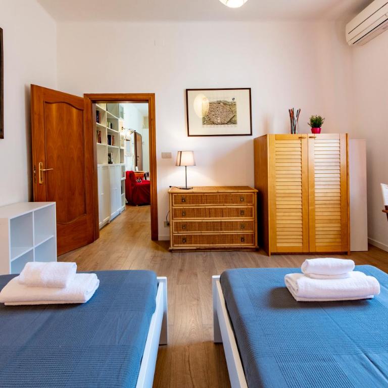 HouSmart Ognibene 2 - Two-Bedroom Apartment - 16