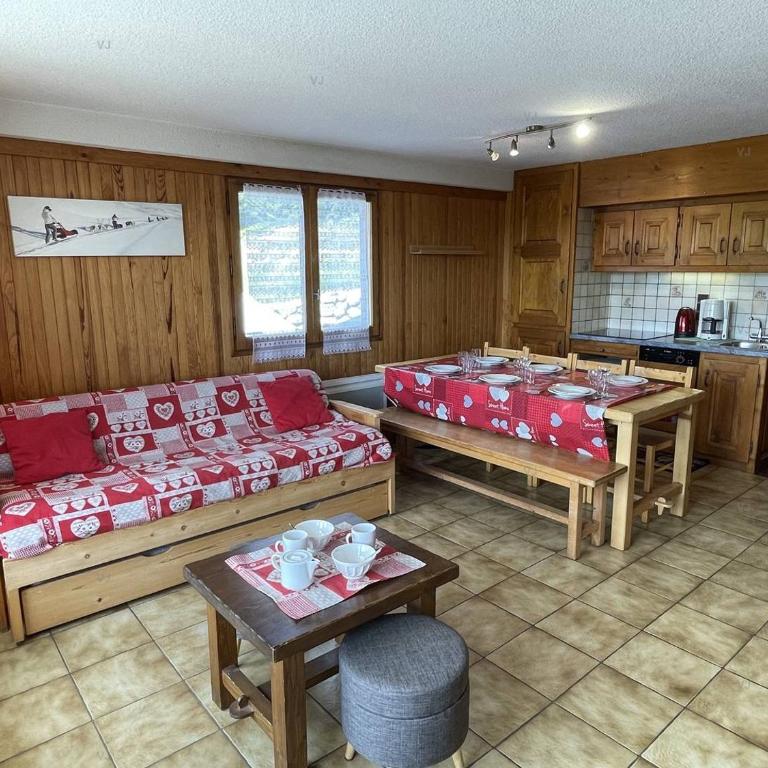 Appartement montagne à 50m des pistes- Les saisies - 6 personnes - ASAI206-007 - Appartement 1 Chambre avec Balcon et Vue sur les Montagnes - 1