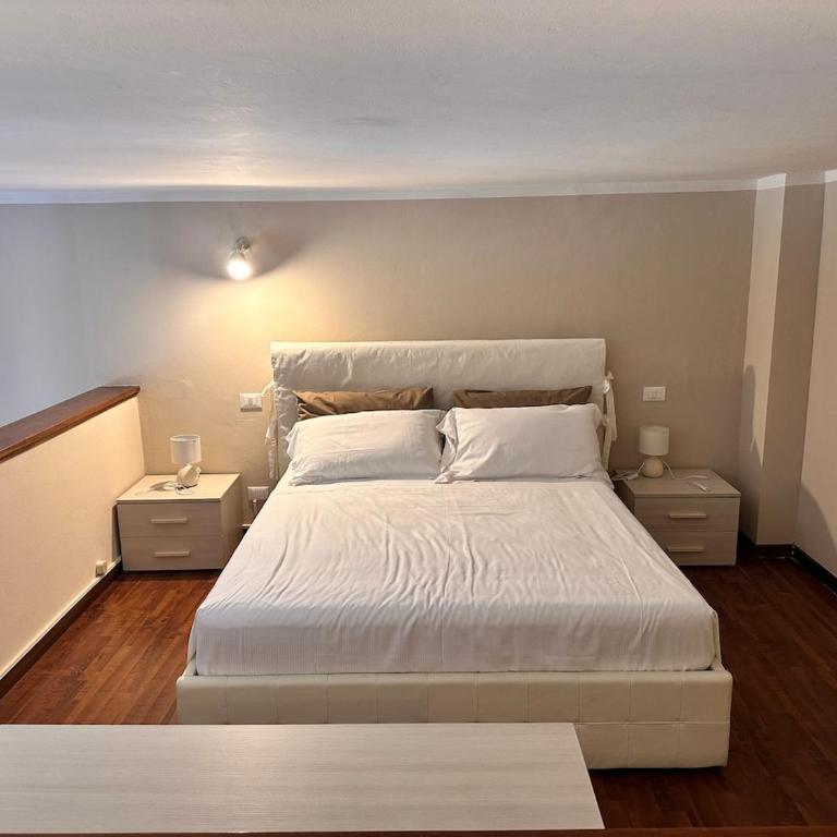 glamour home arezzo - One-Bedroom Apartment - 14
