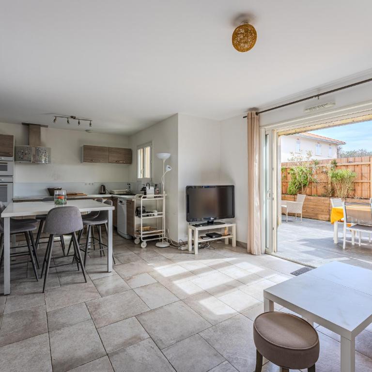 Maison spacieuse à Biscarrosse-Plage près de l'océan - FR-1-521-251 - Vacation Home - 4